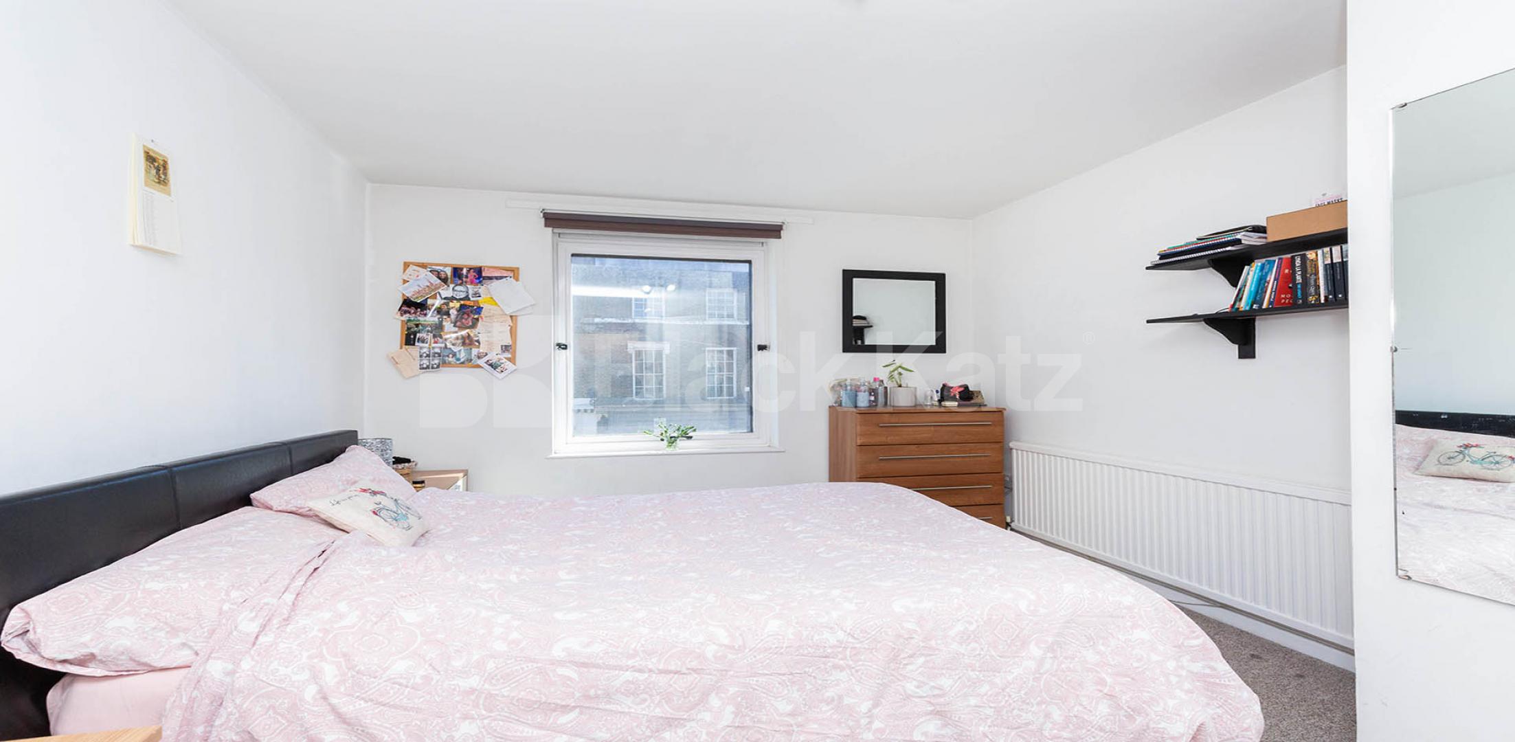 Two double bedrooms modern kitchen & bathroom mis to Marylebone Station.  Boldero Place, Marylebone
